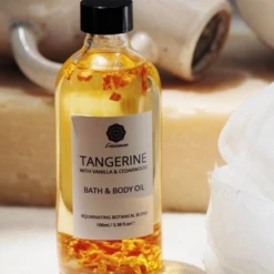 Soul Living Candles & Scents Tangerine With Vanilla & Cedarwood Bath & Body Oil