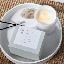 Soul Living Palm Beach Clove & Sandalwood 420g Standard Candle Candles & Scents